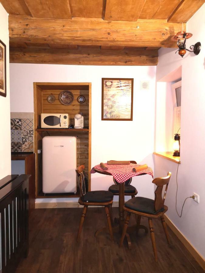 Crown Of Karolina Apartment Brasov Exterior photo